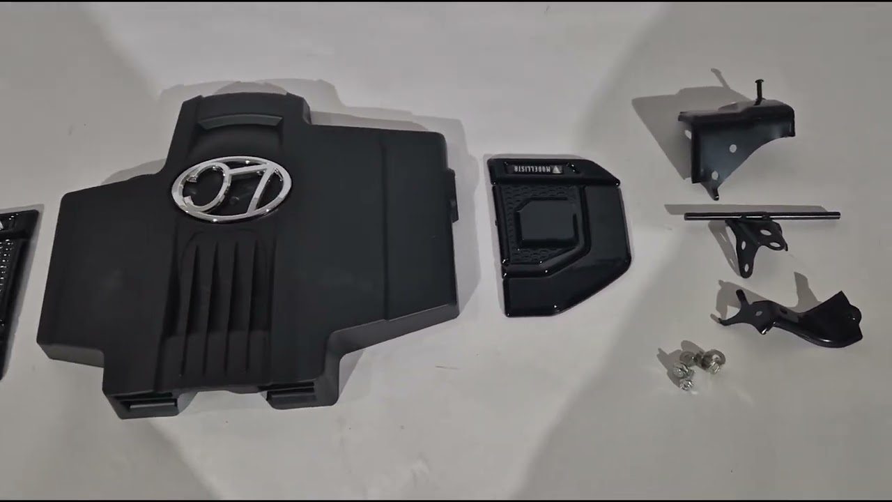 Toyota Land Cruiser Prado 250 2023- гг. Декоративная крышка двигателя Video 1