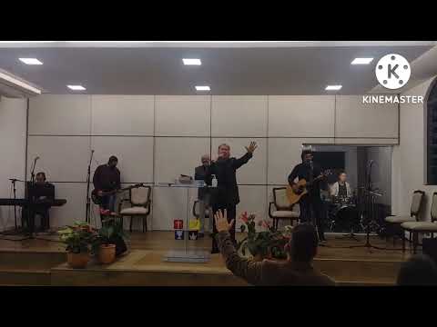 Culto de Domingo na Igreja Quadrangular Azul em Morretes