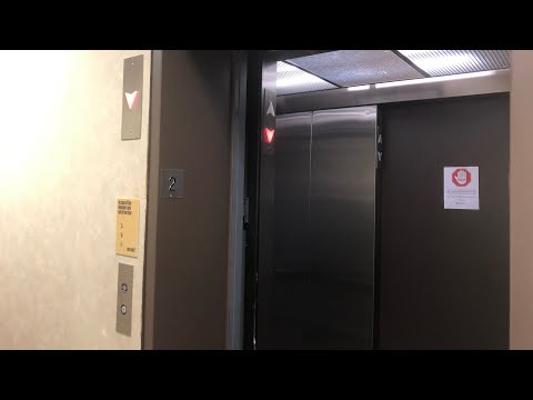 Bell Happy MEI Hydraulic Elevator @ 207 N Chestnut Street in Chaska, MN