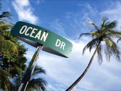 Relaxing Chill Out Music  ~  Deeparture - Ocean Drive