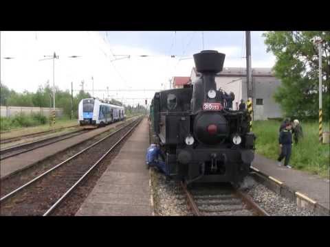 Nádraží Dívčice - RegioPanter (Škoda 7Ev) a historický vlak (310 093)