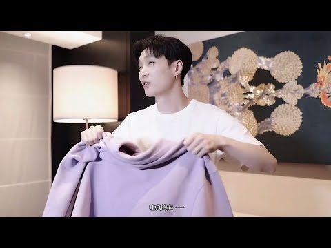 ZHANG YIXING XLogRed 'Packing in 30 secs for Back To Field' 210423