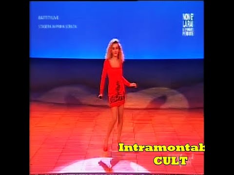 NON E' LA RAI  LUCIA OCONE" DOMENICA BESTIALE"