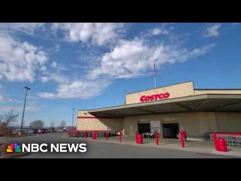 Dating at Costco? Wholesaler attracts shoppers seeking social interactions
