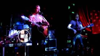 The Rifles - Narrow Minded Social Club Live (funny)