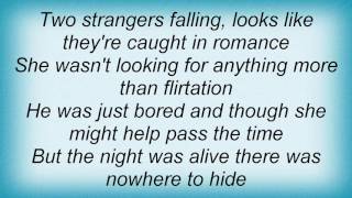 Smokie - Two Strangers Falling Lyrics