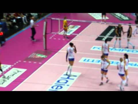 Foppapedretti Bergamo - Unendo Yamamay Busto Arsizio. Starting six