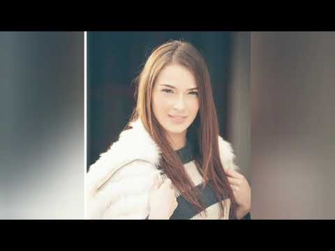 la increíble casa donde vive Bustamante y yana olina