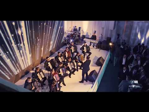 Milos Zec & Accordion Orchestra Sky Glory: Banski dvor