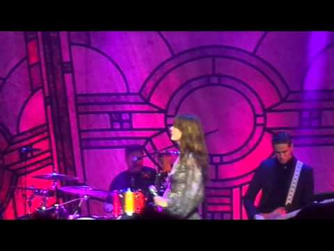 Florence and the machine - sweet nothing live in orange warsaw festival 2014