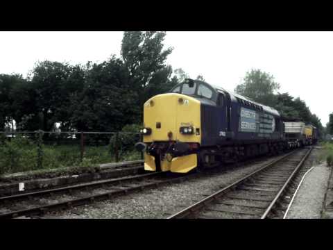37602 & 37423 depart Dingwall with 6S99 - 15th August 2012