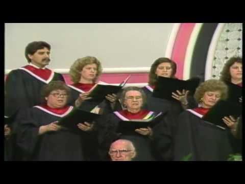 The Landmark Choir sings 'Precious Memories'