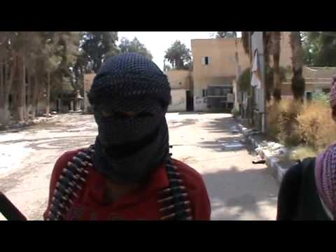 السيطرة على مبنى الصاعقة من قبل لواء درع الفرات في مدينة دير الزور