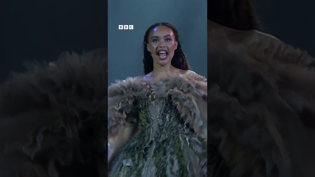 We'd like to go Into The Woods every day 🌳 #OlivierAwards