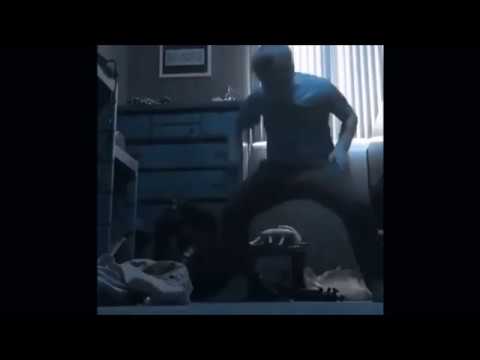 Orange shirt kid killing it    **Headset warning**