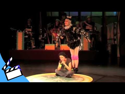 CLIP:  Flying | Lotte and the secret of the StraussVogel