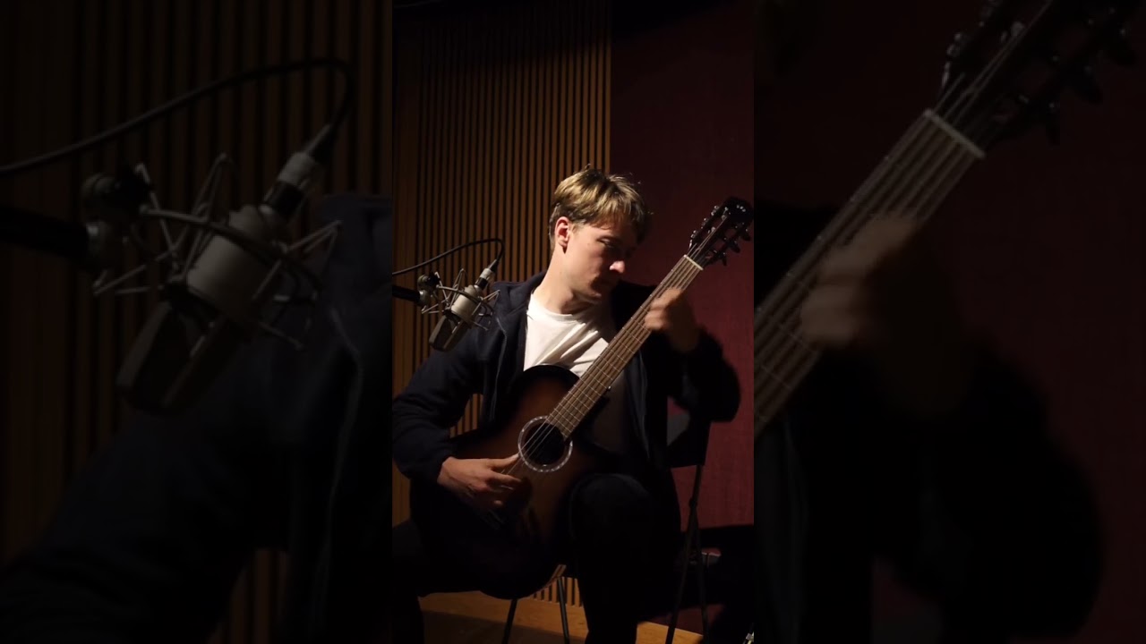 Video still — in session at Méulo Records