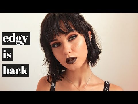 download lagu mp3 mp4 Edgy Bob Haircut, download lagu Edgy Bob Haircut gratis, unduh video klip Edgy Bob Haircut