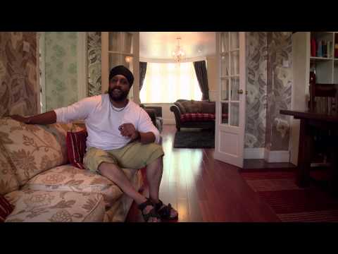 Bridging Worlds A Meeting of Minds: The Story of Indians in the United Kingdom