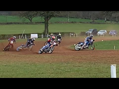 Ledbury 350cc final (sorry for the bad videoing at the end) check description for who won!!