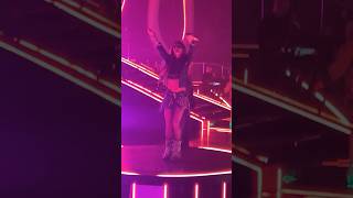 RBD - Solo Quedate en Silencio (Ao Vivo em Edinburg) / Soy Rebelde Tour. #RBD #soyrebeldetour