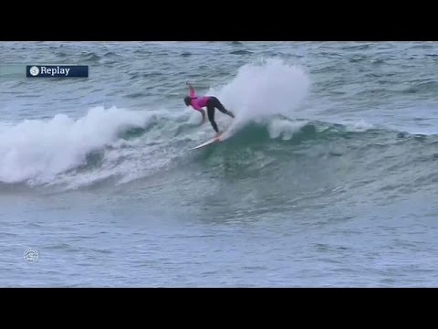 Conlogue Goes Big for a 9.17 in Roxy Pro Quarters