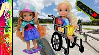 Elsia and Annia Toddlers Skating at the park #2 Disney Skateboard Ramp Tricks Toys and Dolls Elsya