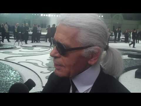 Fashion Broadcasting @ Karl Lagerfeld / Chanel SS 2010/11 Paris
