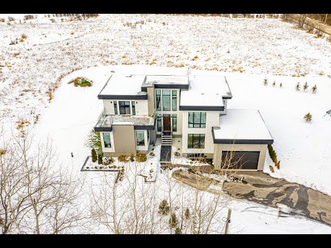 Home for sale at 7994 Maltby Road East, Puslinch, ON N0B 2J0