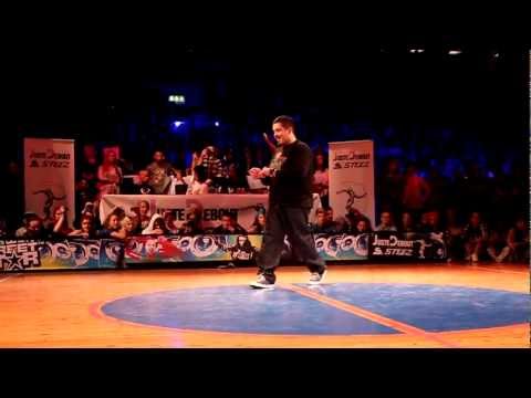Streetstar 2012 Popping Final: Baby Bang and Spazm vs Greenteck and Devious