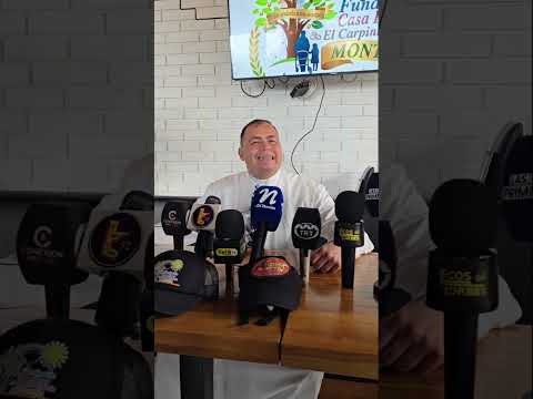 Bernal tiene cuatro años reparando ambulancia, pero promete una nueva para abuelos de la montaña