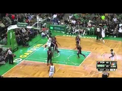 Playbook  Why Robin Lopez is Rebounding So Well