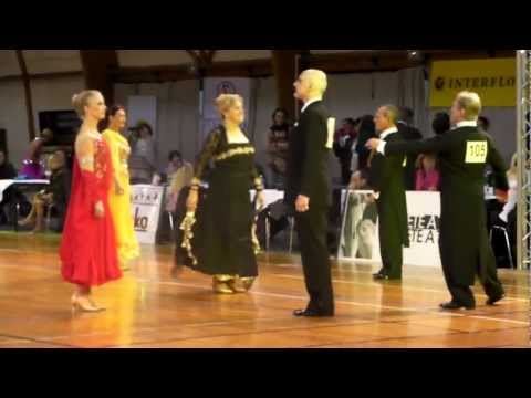 WDSF Open Seniors III Standards, Slow Fox - Corine et Gilbert, le 11 novembre 2011.MP4