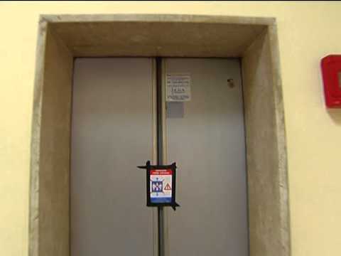 Paternò 09.06.2014 Precipitato l'ascensore al comune.