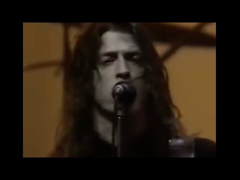 Videoclip de This Is a Call — Foo Fighters