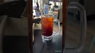 ハワイ1ヶ月ステイ、ドライブでワイキキ周辺のカフェやお店巡り #shorts #waikiki #beachlife  #hawaiilife #vlog #ハワイカフェ #ハワイ