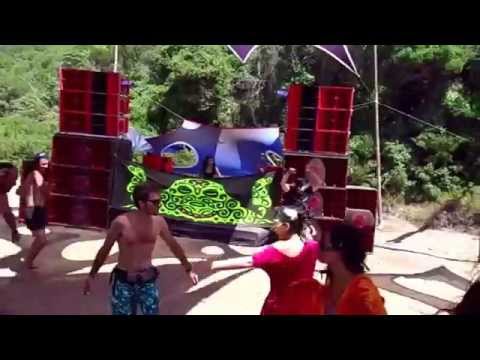 Djane Freedu at Earthdrop Festival 2014!