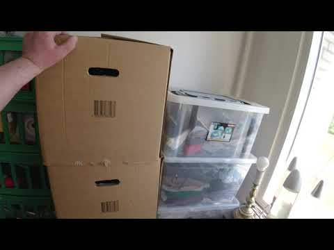 MongoTV_6236 - Kigger På Flyttekasser i Forstue Stået 7 År - Del 26 - Tømmer Kasser Forstue