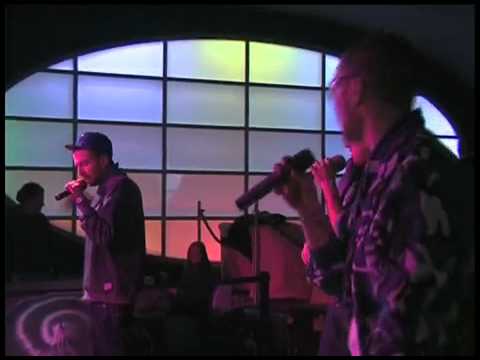 KIUPPO & 7COLPI + CO'SANG (LIVE) @MOONLIGHT 18/03/2010_(HQ)