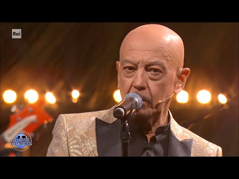 Enrico Ruggeri in "Io non piango" - Gli occhi del musicista 26/12/2023