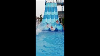 Camping La Marina Resorts - PARQUE ACUATICO con TOBOGANES š¦Camping en Alicante con toboganes #shorts