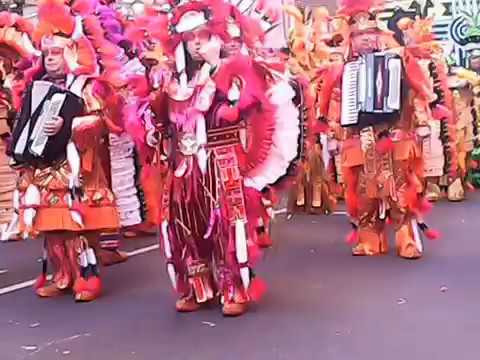 Ferko Stringband 2017  Market Street warm up.