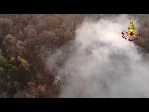 Incendio tra Ghirla e Marzio, a fuoco 25000 metri quadri di boschi