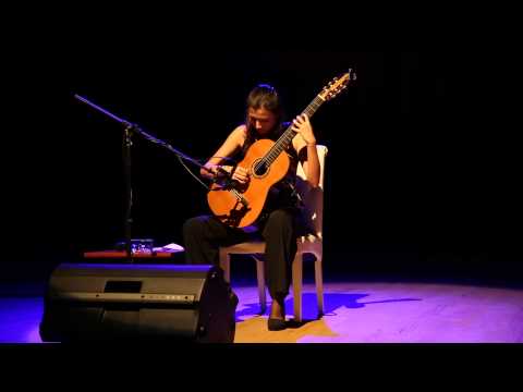 Begül Erhan - Kara Toprak (Anatolian Folk Song)