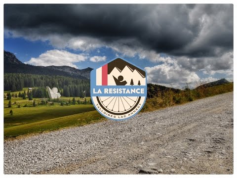 Riding the gravel of La Resistance