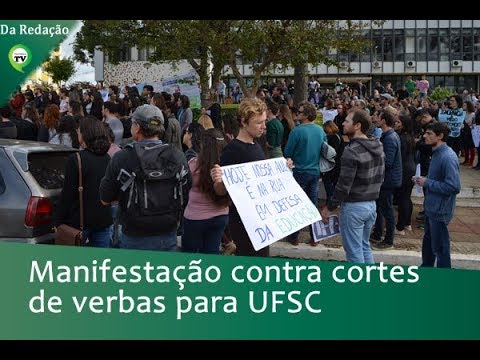 protesto em Curitibanos contra o bloqueio de verbas da UFSC