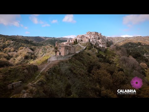 Viaggio a Badolato, uno dei Borghi più Belli d'Italia