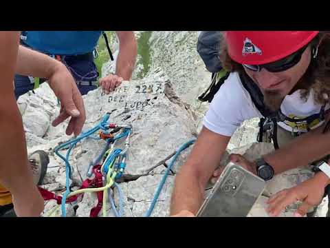 La vetta del Dente del Lupo (2297 mslm) vetta alpinistica del Gran Sasso - 14 luglio 2024