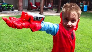 Spider-Man Homecoming Movie Gear Test! Real Web Shooters for Kids! Toys Review by KIDCITY