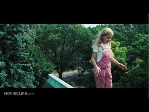 Chloe Moretz - The Amityville Horror - CLIP - Chelsea's on the Roof! (2005)